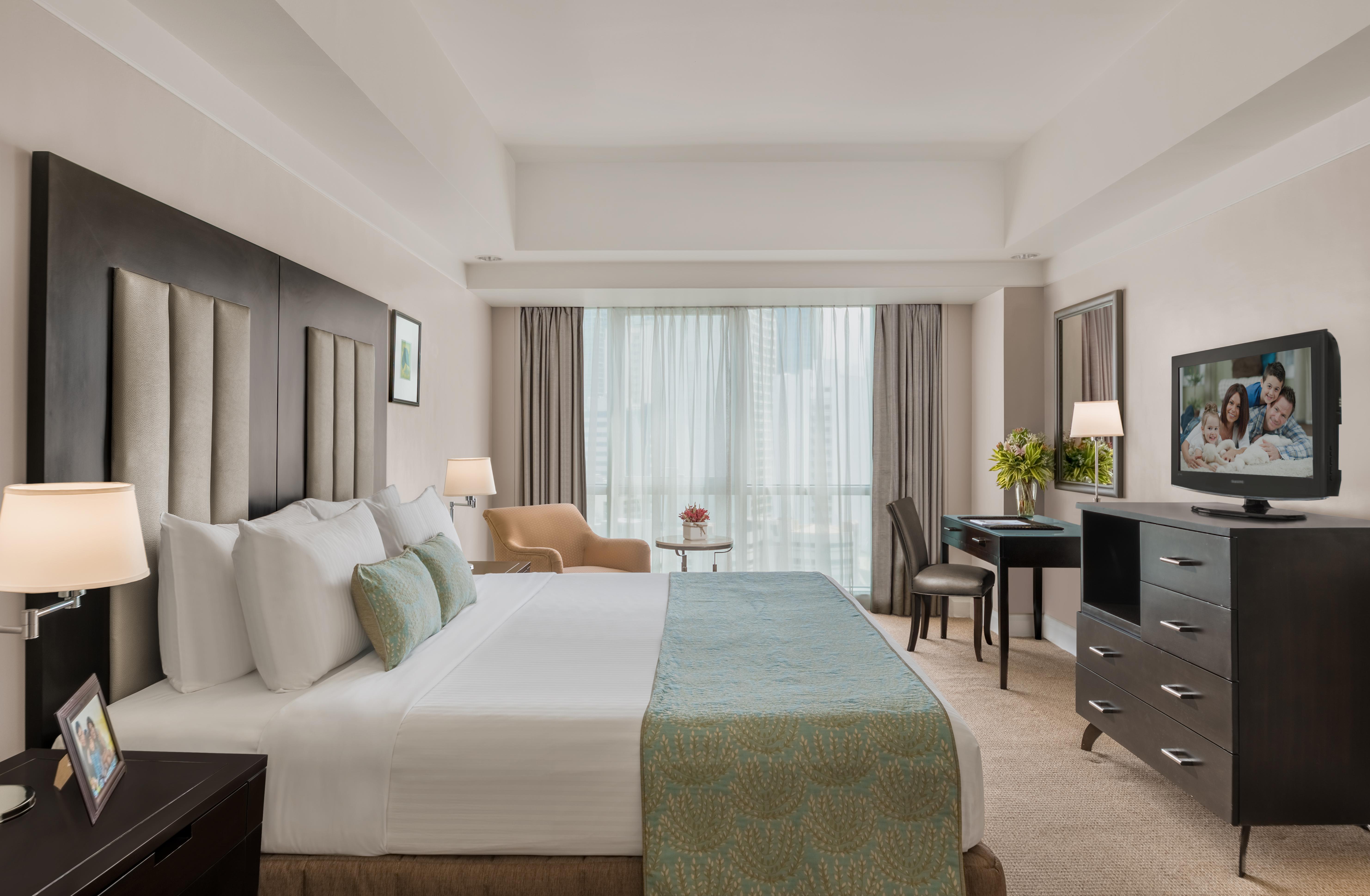 Somerset Millennium Makati Hotel 4*