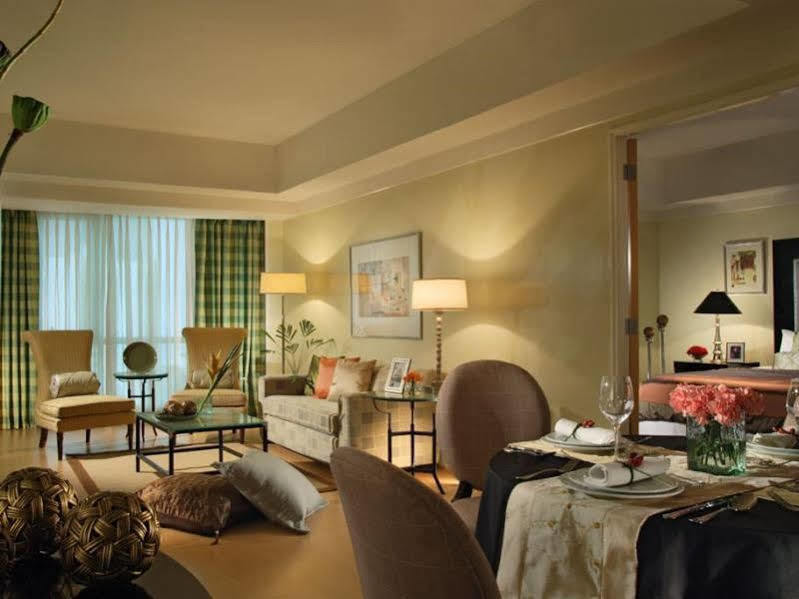 Somerset Millennium Makati 4*